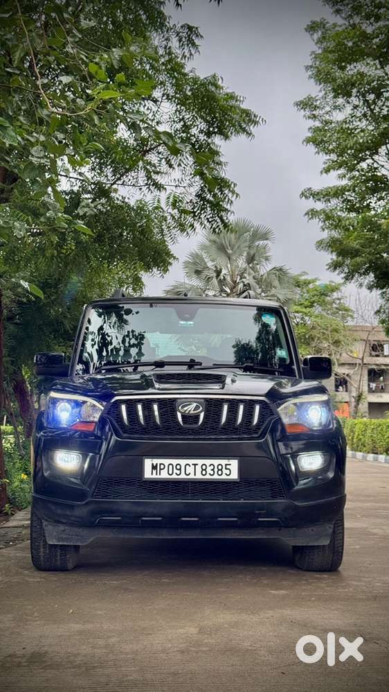 Mahindra Scorpio S10 Automatic 4x4