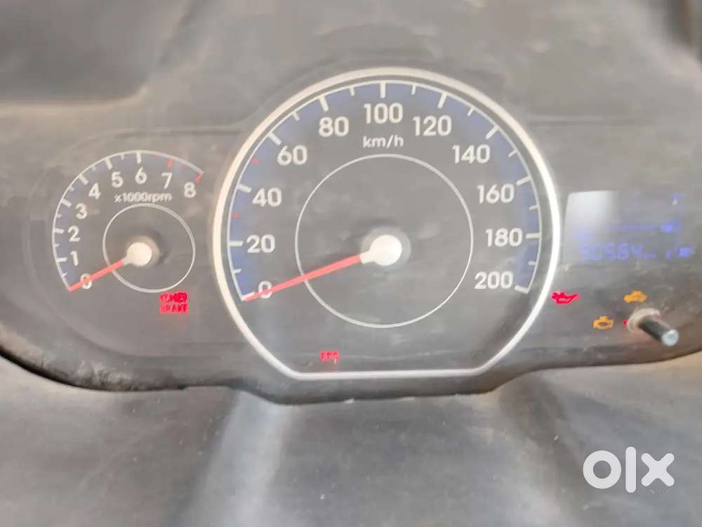 Hyundai I10 2012 Model With Cng Fitted  On Rc Paper