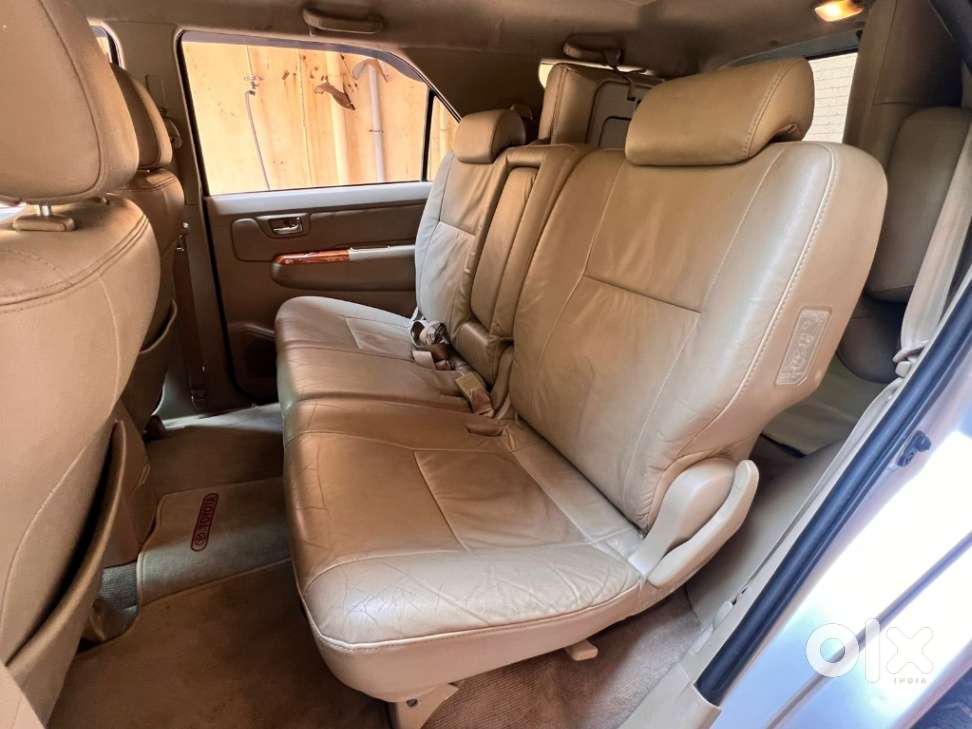 Toyota Fortuner 3.0 4x4 Manual, 2010, Diesel