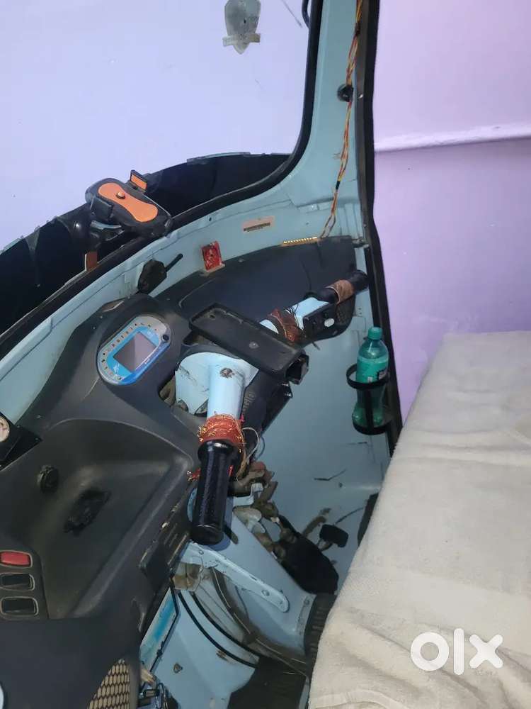 Maruti Suzuki Swift Vxi 2024