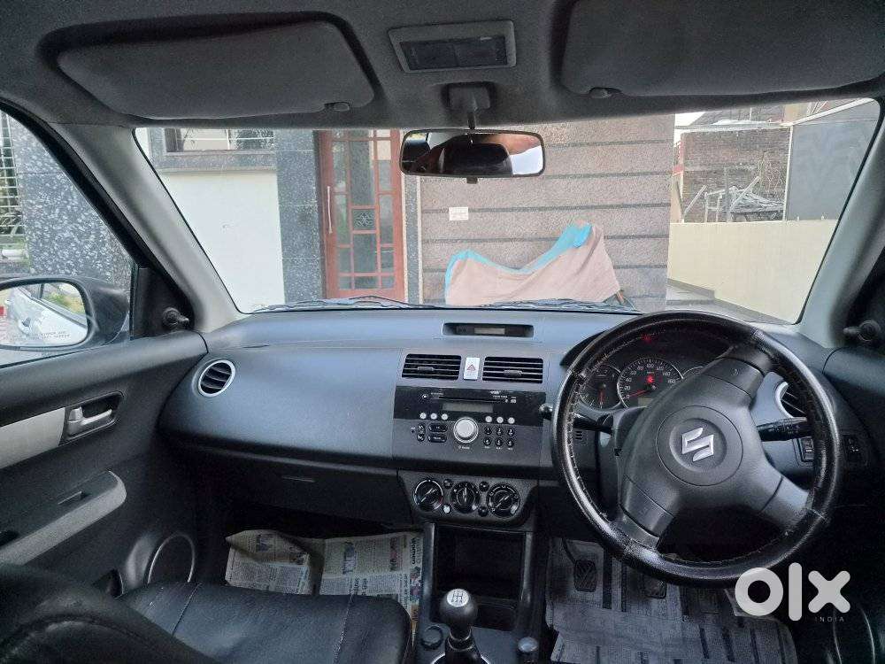 Maruti Suzuki Swift Dzire 1.2 Vxi Bsiv, 2012, Petrol