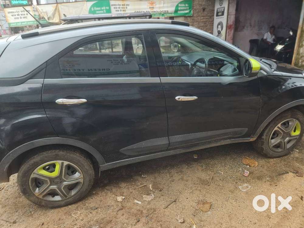 Tata Nexon Petrol 2018