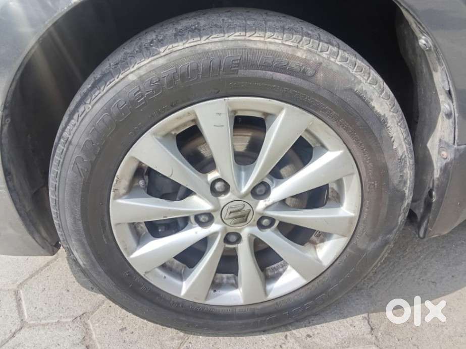 Maruti Suzuki Ertiga 1.3 Zdi Plus, 2013