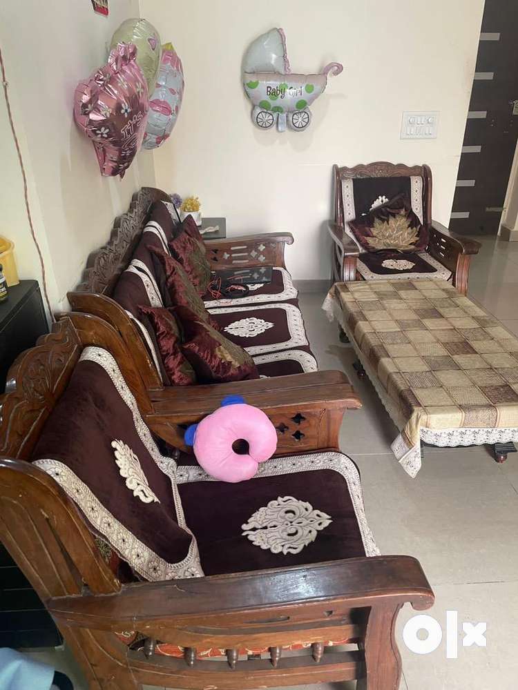 Old wooden store furniture olx