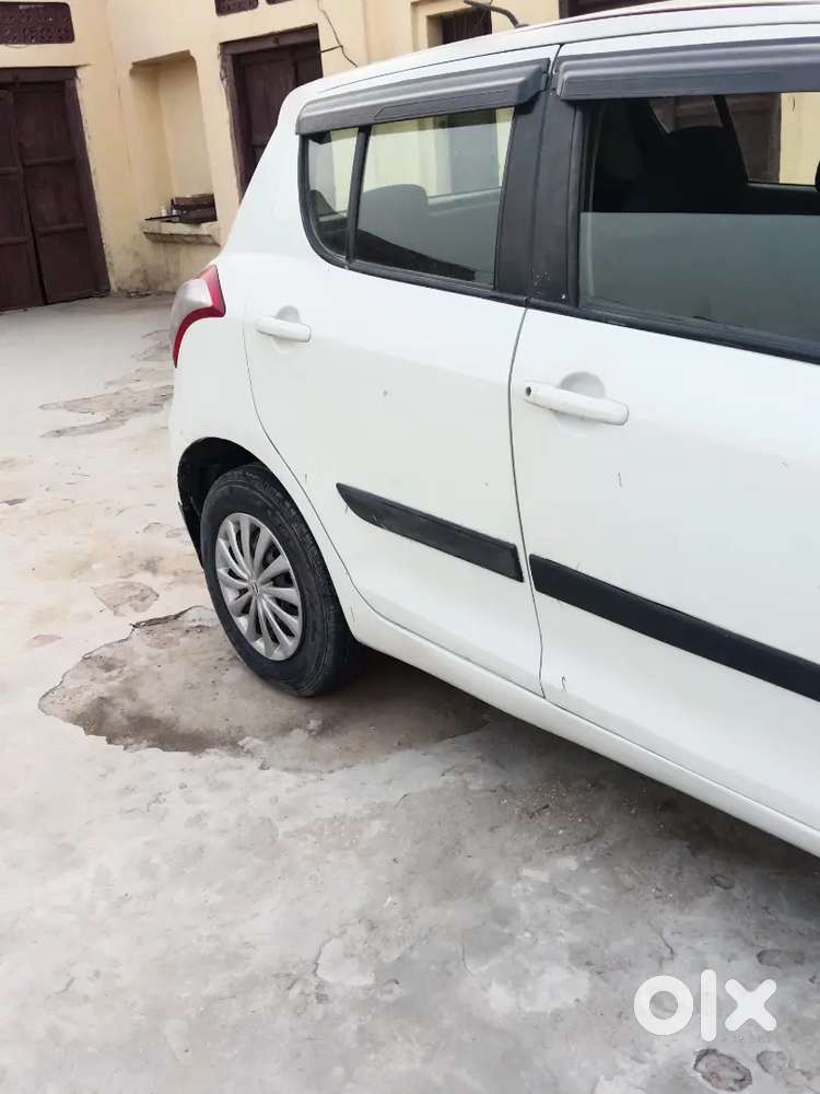 Maruti Suzuki Swift 2012