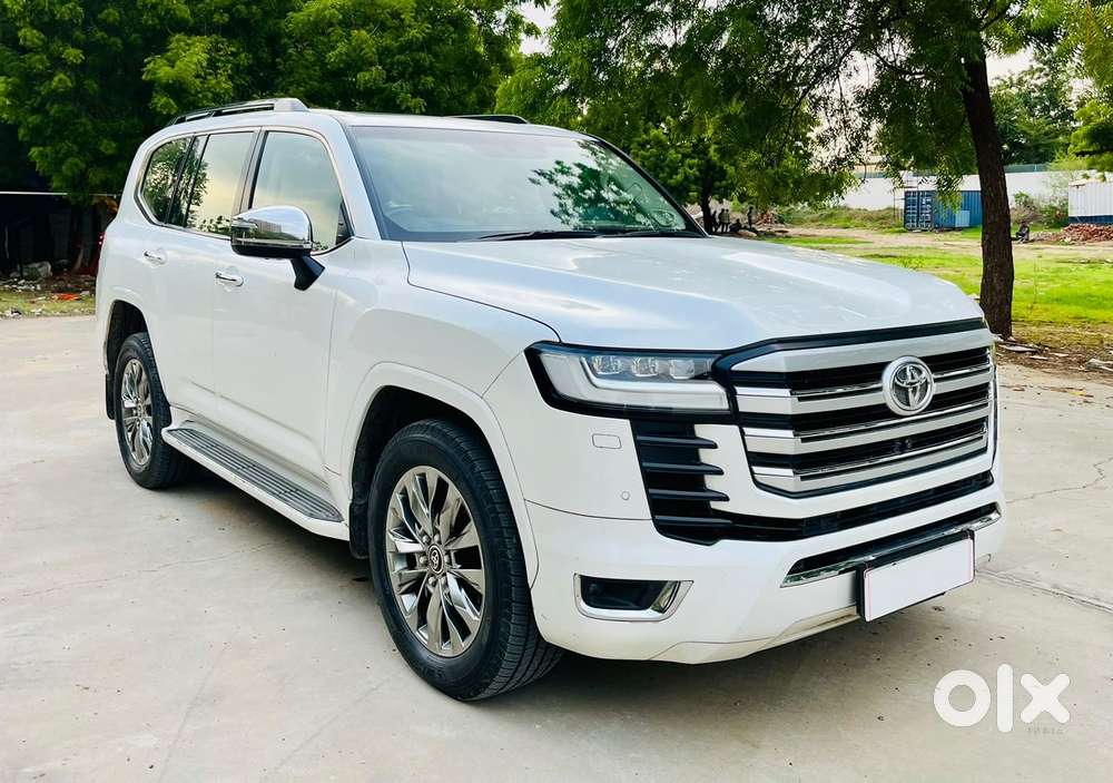 Toyota Land Cruiser 3.3 Zx Diesel, 2023, Diesel