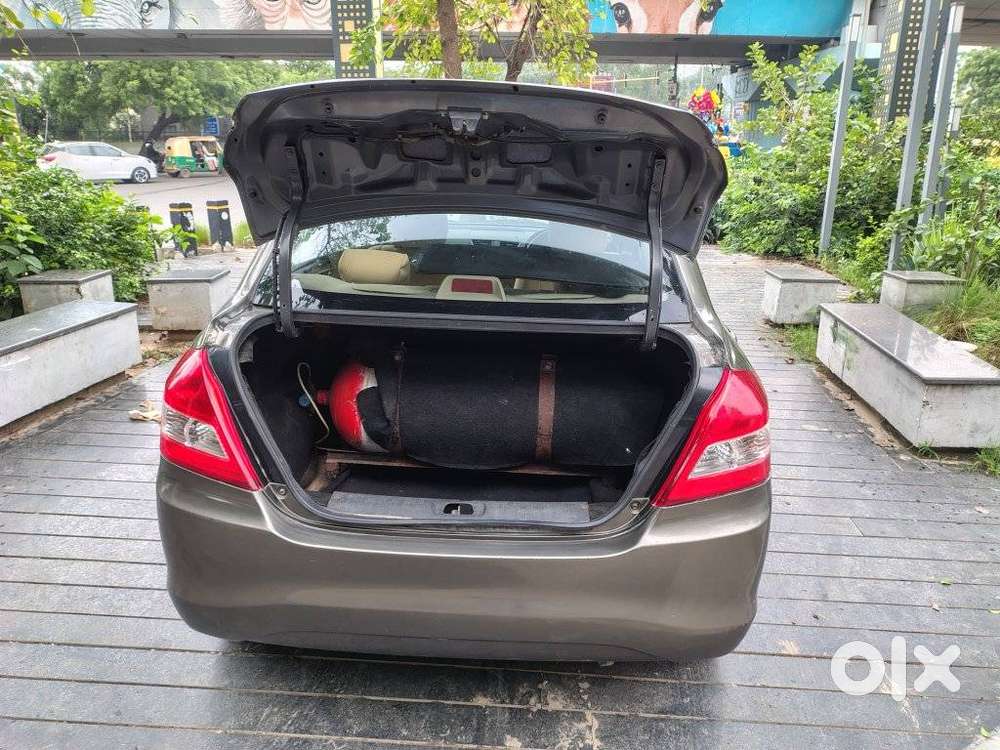Maruti Suzuki Dzire 1.2 Vxi, 2015, Petrol