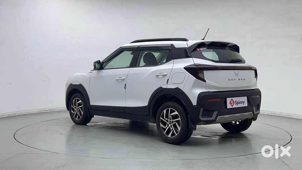 Mahindra Xuv 3xo Ax5 Pm Mt, 2025, Petrol
