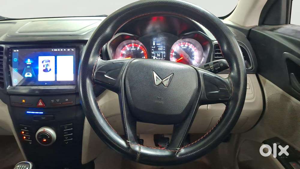 Mahindra Xuv300 W4, 2023, Petrol