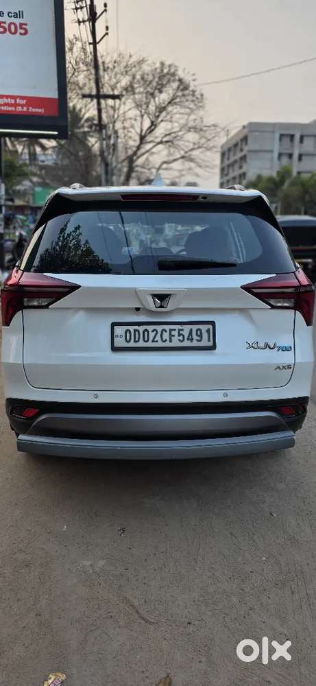 Mahindra Xuv700 2023 Petrol 18000 Km Driven