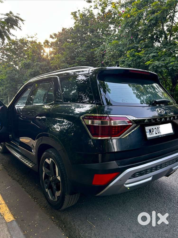 Hyundai Alcazar Platinum (o), 2023, Diesel-at, 7 Seater, Black