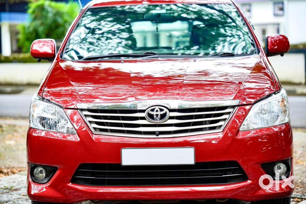 Toyota Innova 2012 - First Owner- Kl 43 Reg