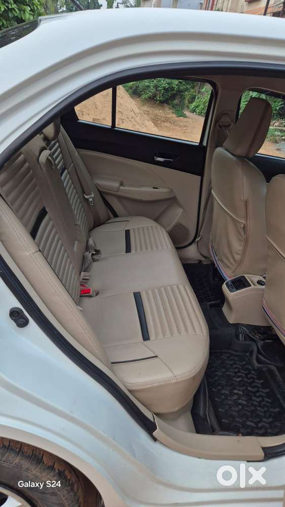 Maruti Suzuki Swift Dzire Vxi Optional, 2023, Petrol