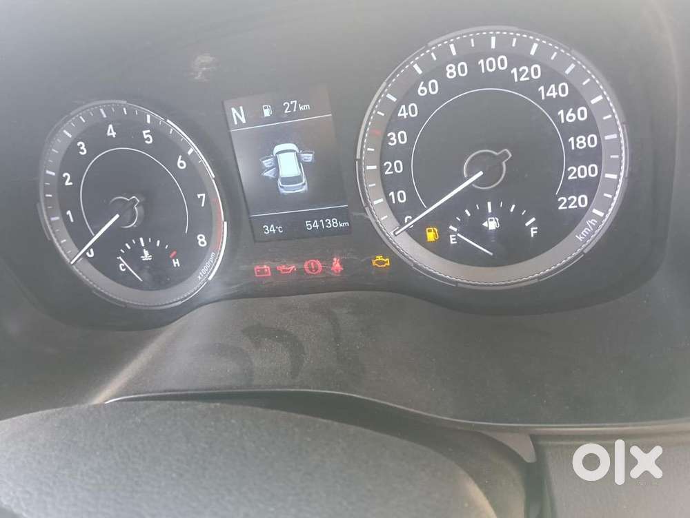 Hyundai Venue 2022 Petrol 55000 Km Driven