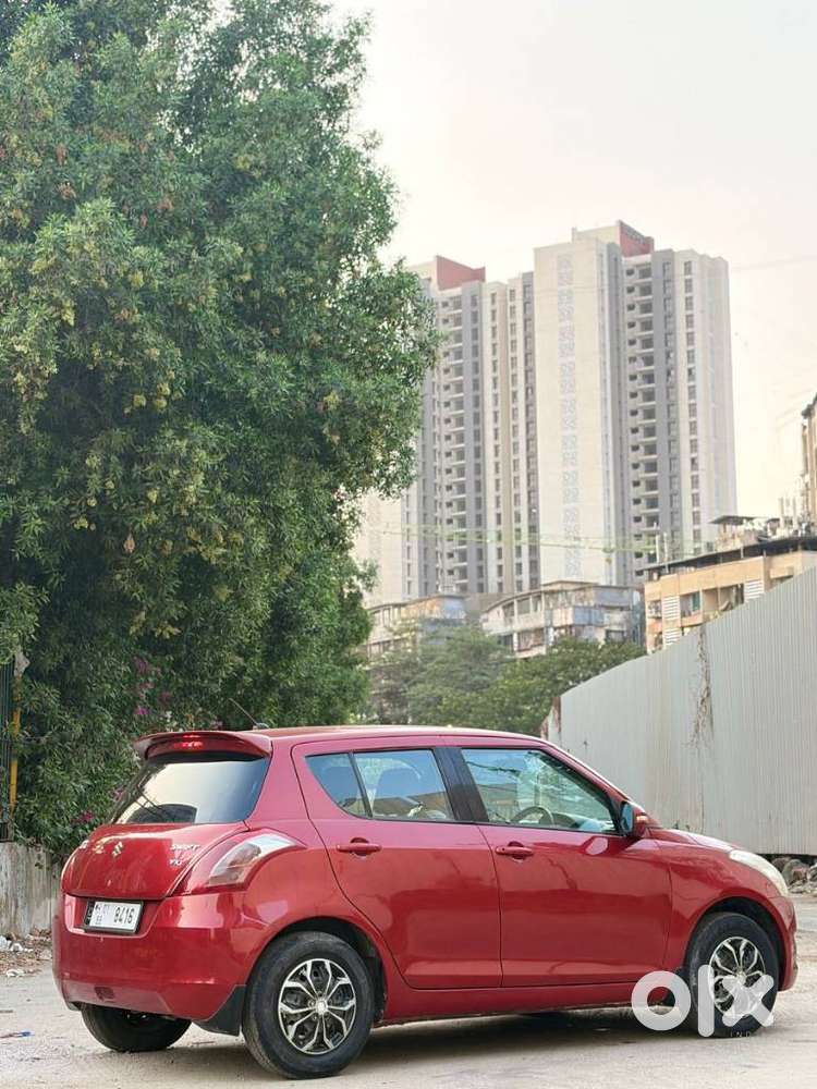 Maruti Suzuki Swift Vxi 1.2 Abs Bs-iv, 2012, Petrol