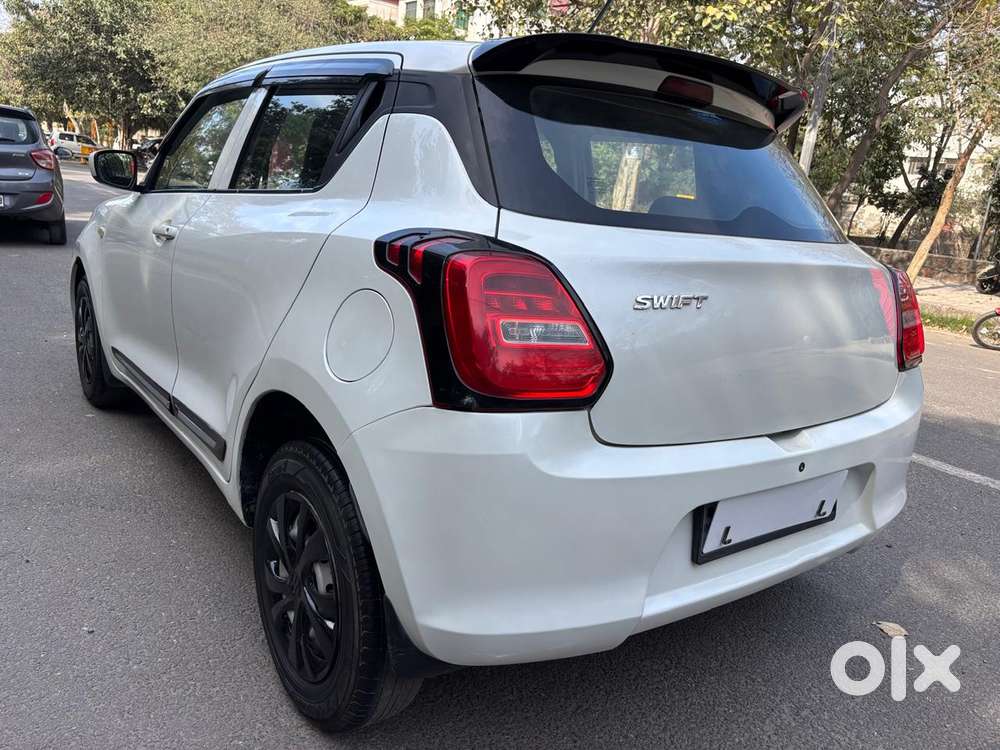 Maruti Suzuki Swift 1.2 Lxi (o), 2019, Petrol