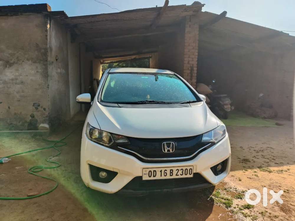 Honda Jazz 2015 Diesel Well Maintained