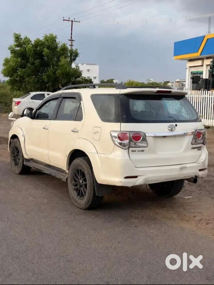 Toyota Fortuner Diesel Mt 2014