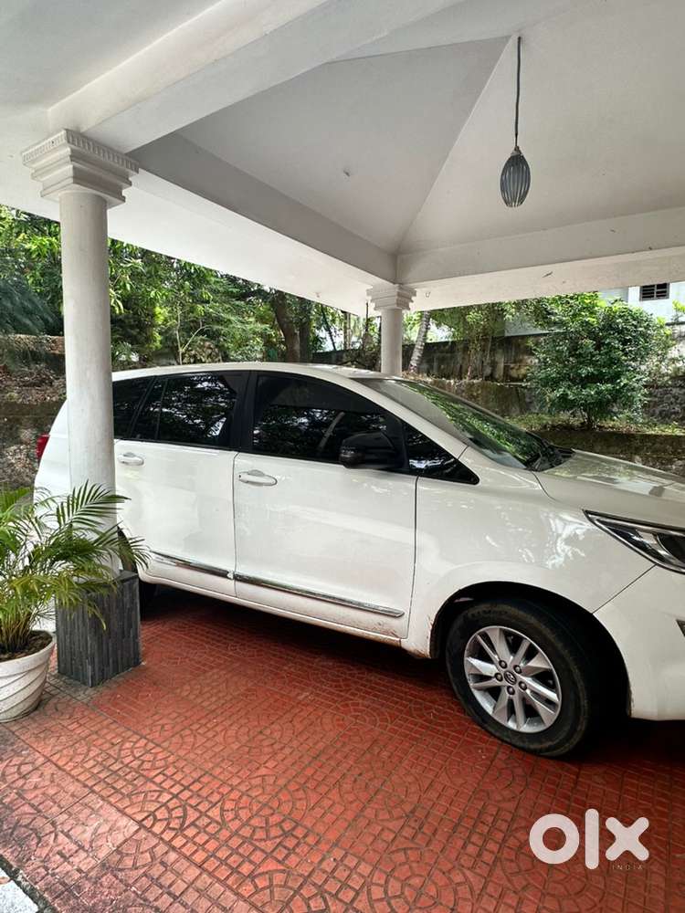 Toyota Innova Crysta Diesel Well Maintained