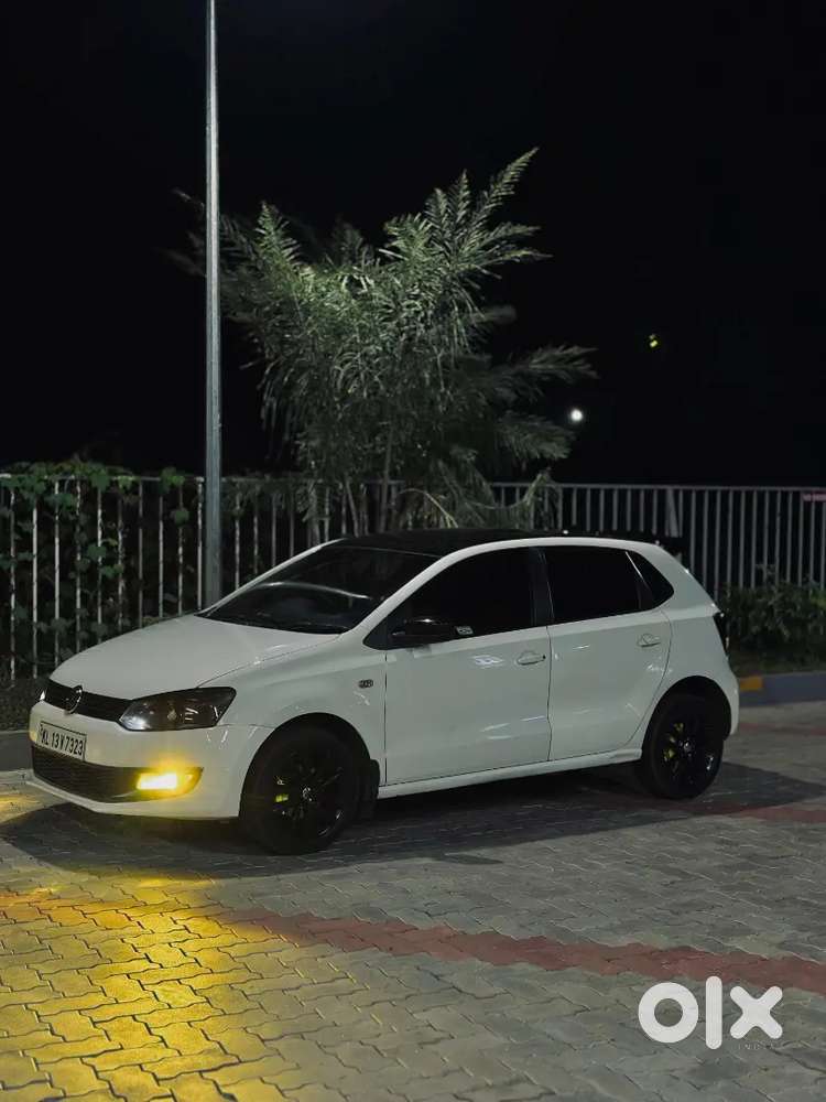 Volkswagen Polo 2011 Petrol 104800 Km Driven