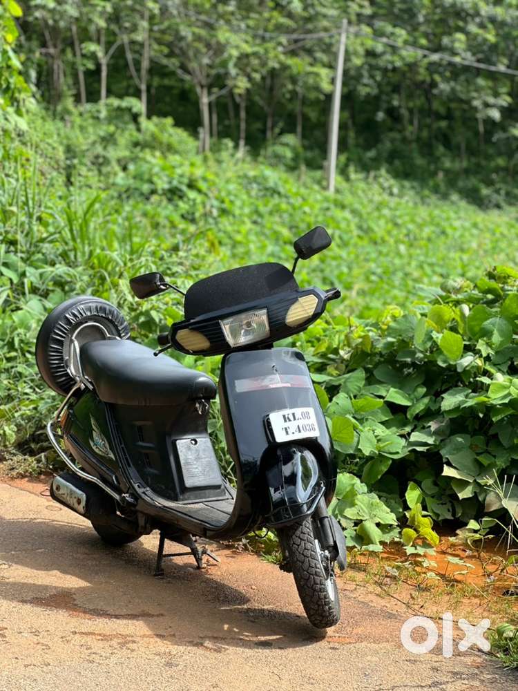 Neat condition self start - Scooters in undefined, - 1845660041