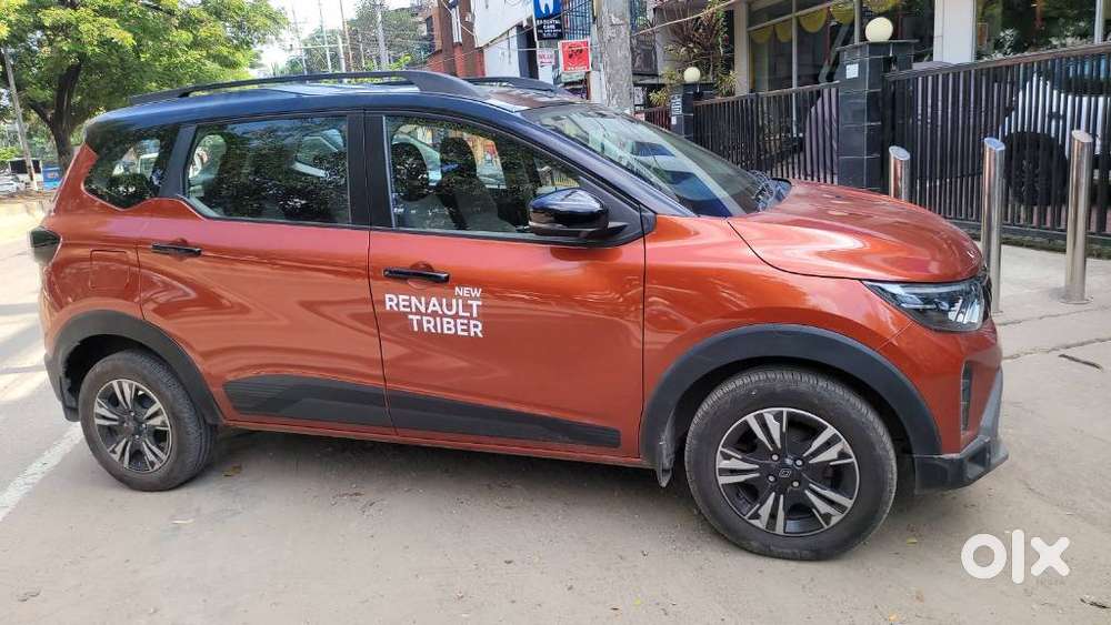 Renault Triber Rxz, 2025, Petrol