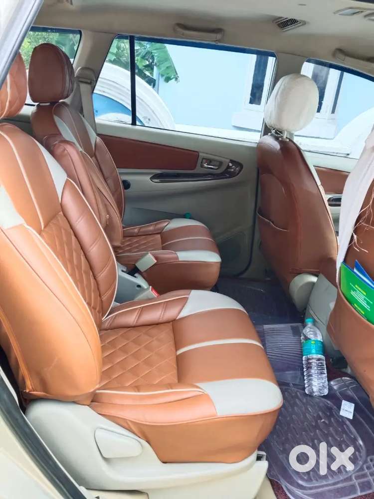Toyota Innova 2014