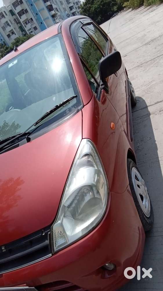 Maruti Suzuki Zen Estilo Lxi Bs Iv, 2011, Petrol