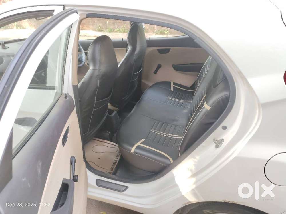 Hyundai Eon Petrol + Cng Well Maintained