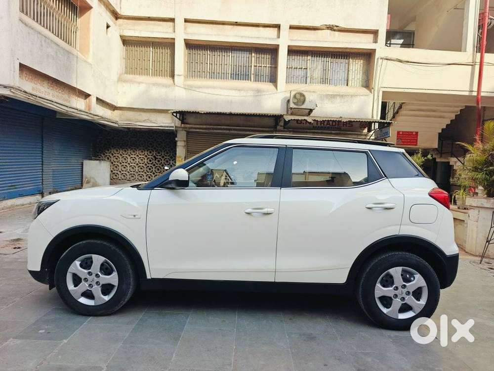 Mahindra Xuv300 W6, 2023, Petrol