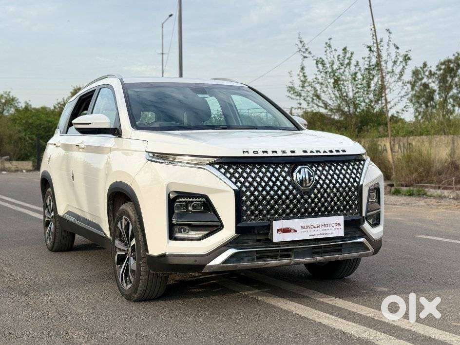 Mg Hector Plus Sharp Pro 1.5 Turbo Petrol Cvt 7 Str, 2023, Petrol