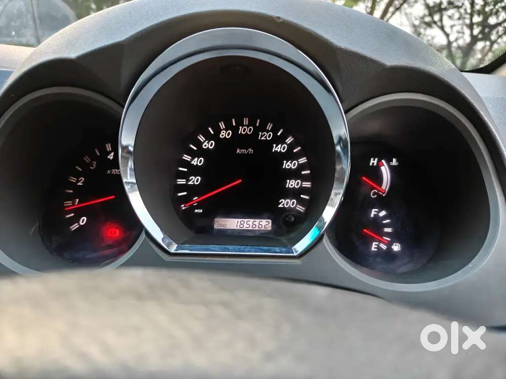 Toyota Fortuner 2010 Diesel 186000 Km Driven