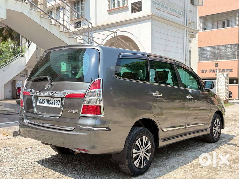 Toyota Innova 2009-2011 2.5 Gx 8 Str, 2012, Diesel