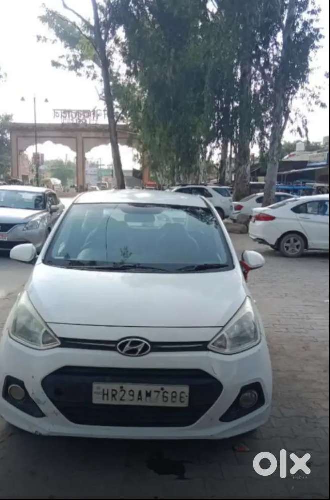 Hyundai Grand I10 2017 Diesel 90000 Km Driven