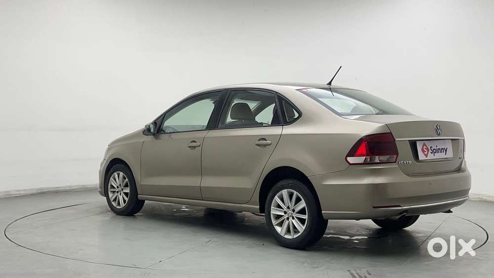 Volkswagen Vento 1.2 Tsi Highline At, 2016, Petrol