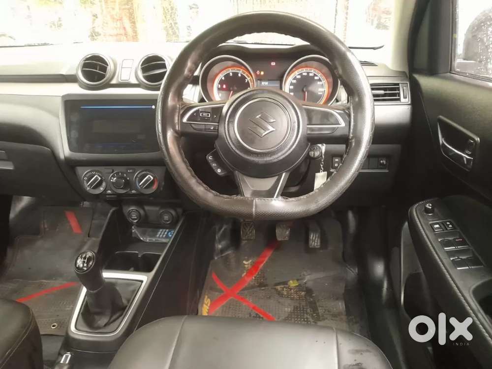 Maruti Suzuki Swift Vxi, 2022, Petrol