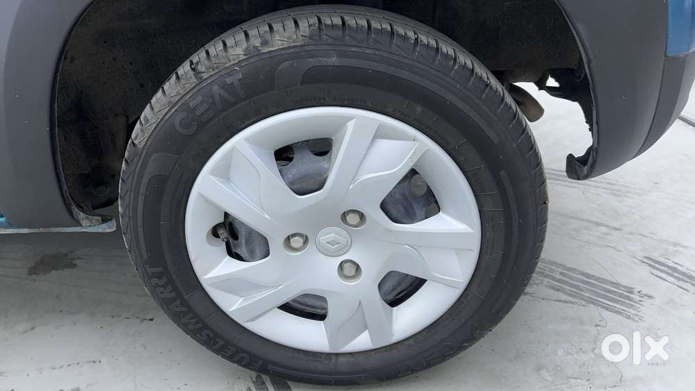 Renault Kwid 1.0 Rxt Amt, 2024, Petrol