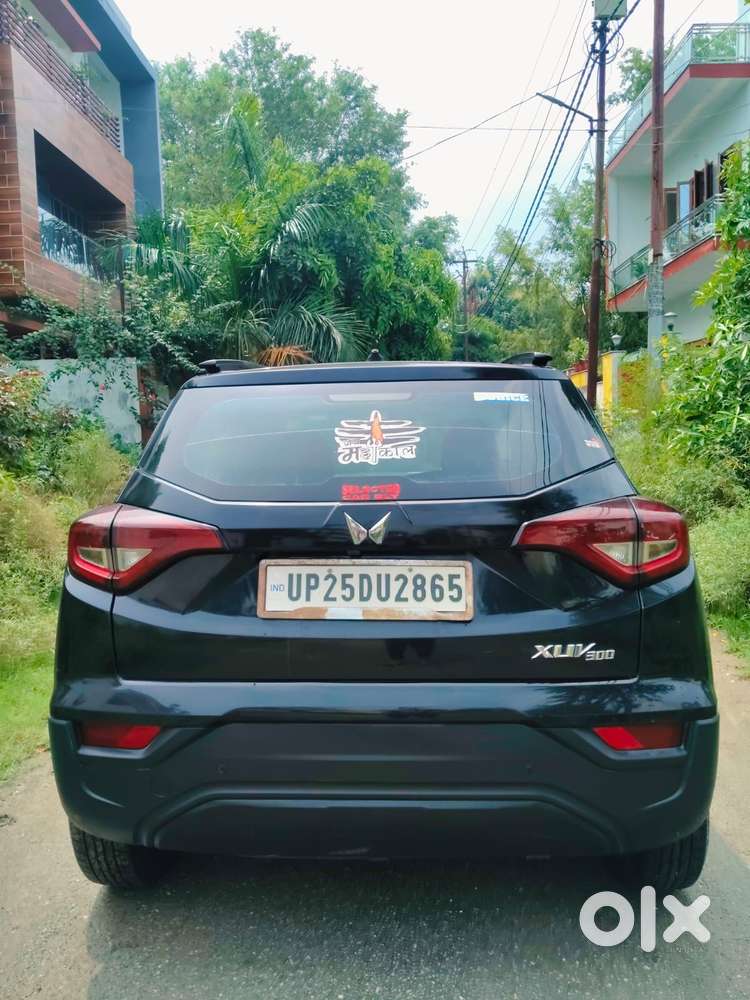 Mahindra Xuv300 W6, 2023, Cng & Hybrids
