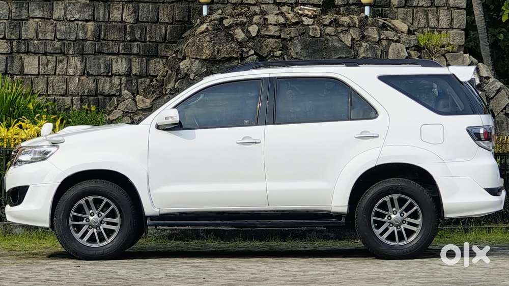 Toyota Fortuner 3.0 4x2 Automatic, 2012, Diesel