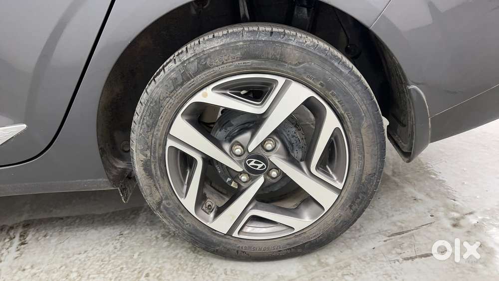 Hyundai Aura 1.2 Sx Cng, 2023, Cng & Hybrids