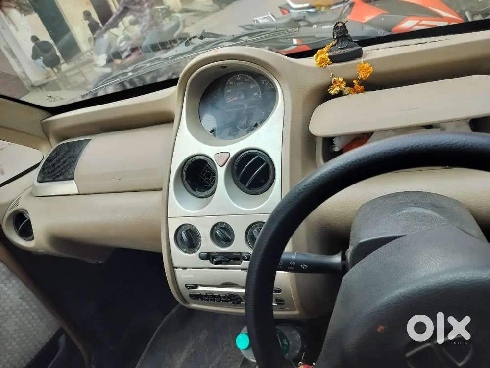 Powe Window
Power Steering
All New Tyres
Ac Working