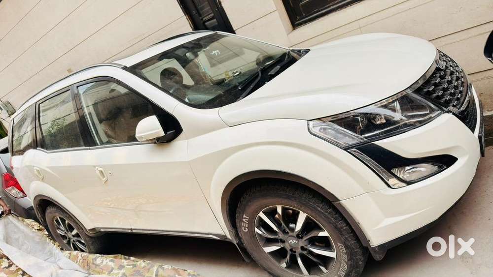 Mahindra Diesel Car 2018 Fst Owner All Orgnl Sunroof Model Full Insure