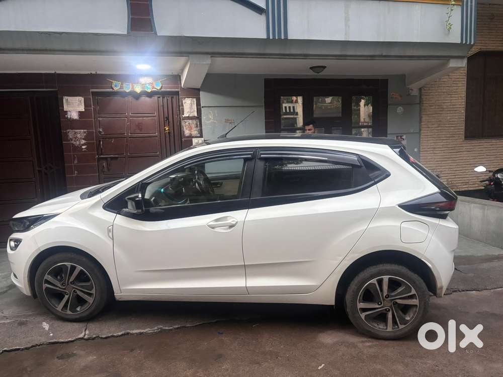Tata Altroz Petrol 2022