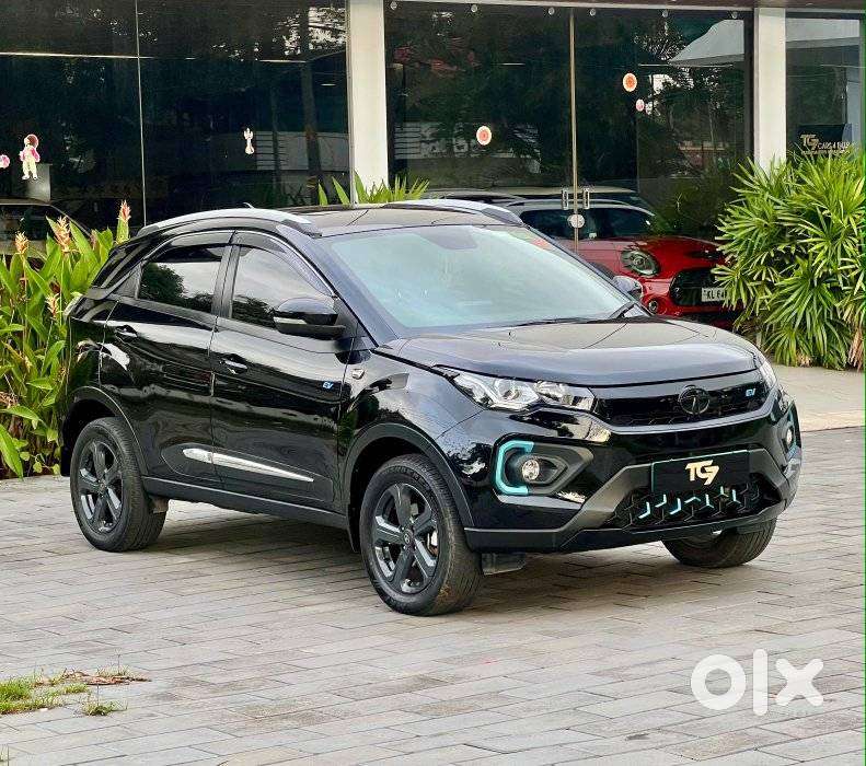 Tata Nexon Ev Xz Plus Lux Dark Edition, 2022, Electric