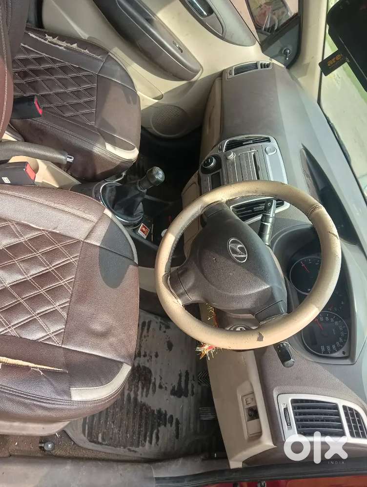 Hyundai I20 1.4 At 2011