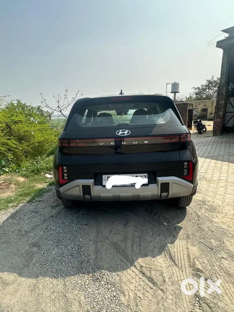 Hyundai New Venue Hx 5 2025 Petrol Well Maintained