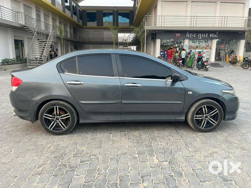 Honda City 2010 Cng & Hybrids Good Condition