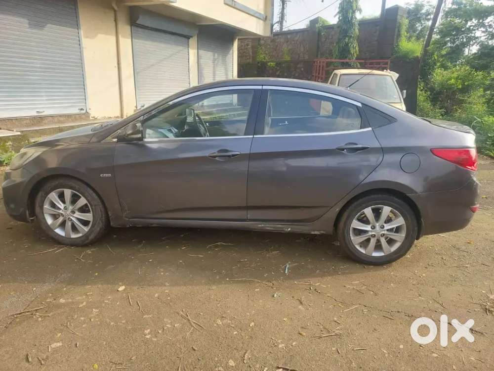 Hyundai Verna 1.6 Crdi Manual 2012
