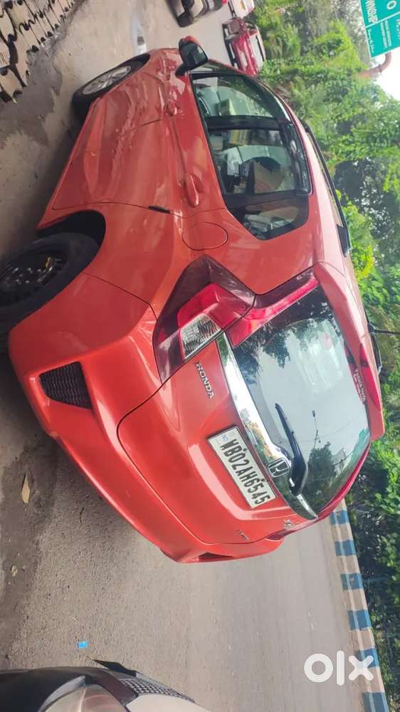 Honda Jazz 1.2 Vx 2015 Tax Life Time Upto 2040