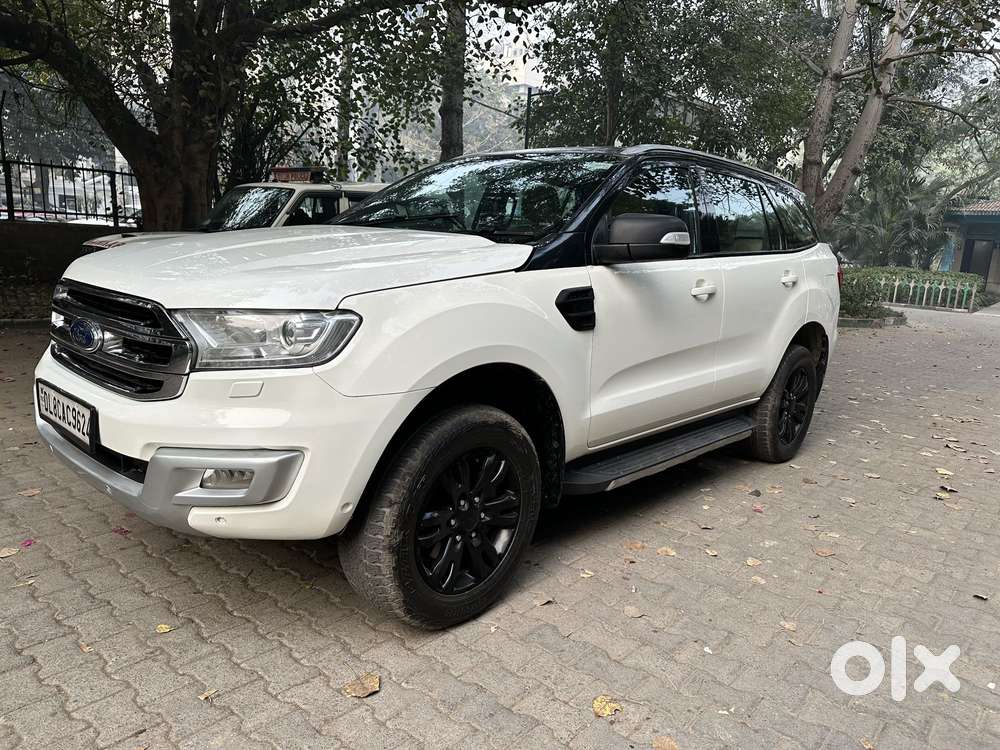 Ford Endeavour 3.2 Titanium At 4x4, 2016, Diesel